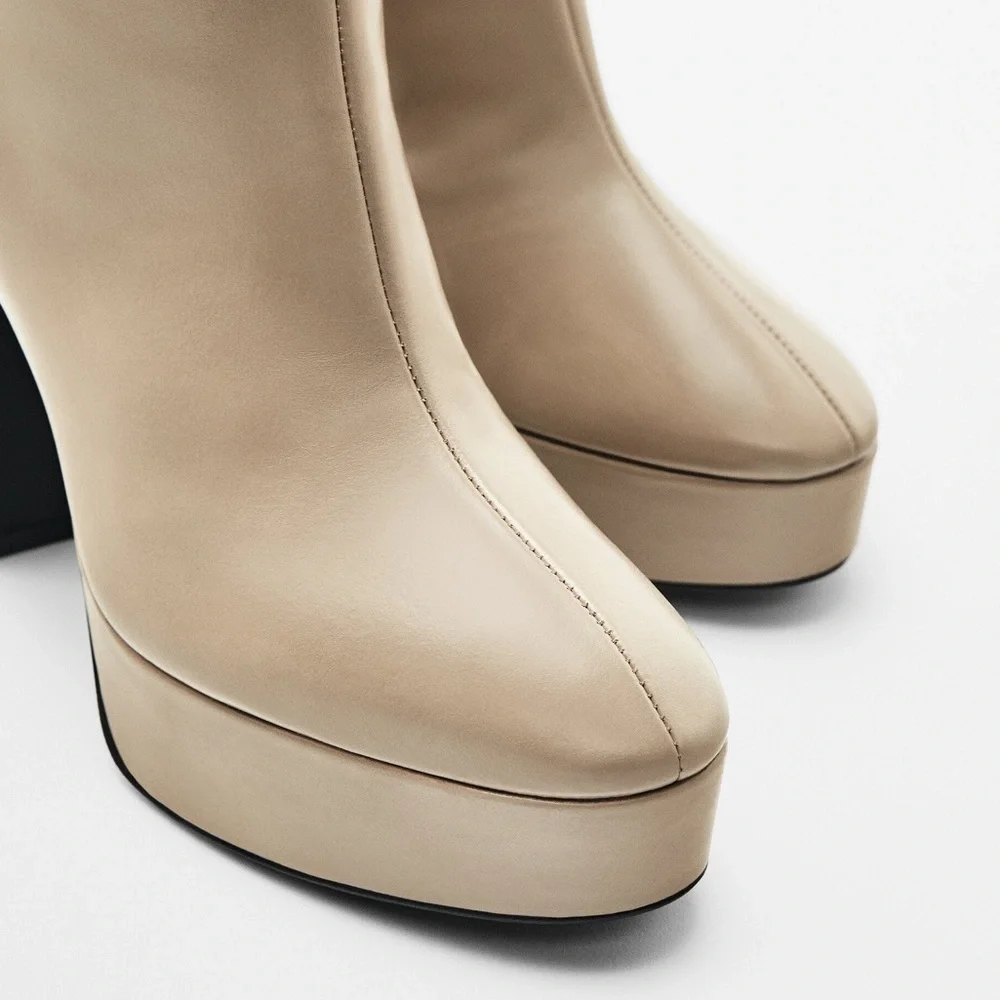 NWT. Massimo Dutti Studio Cream Leather Platform Ankle Boots. Size 7,5.